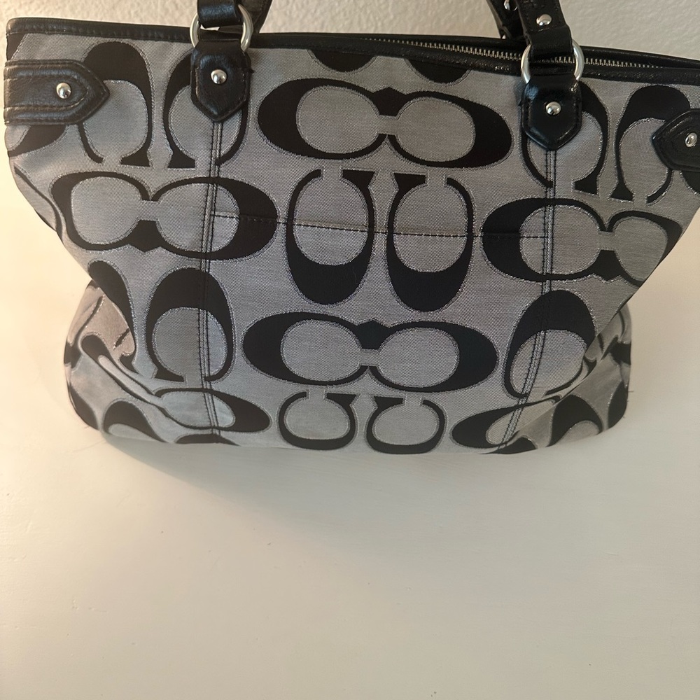 Coach Purse - Picture 3 of 4